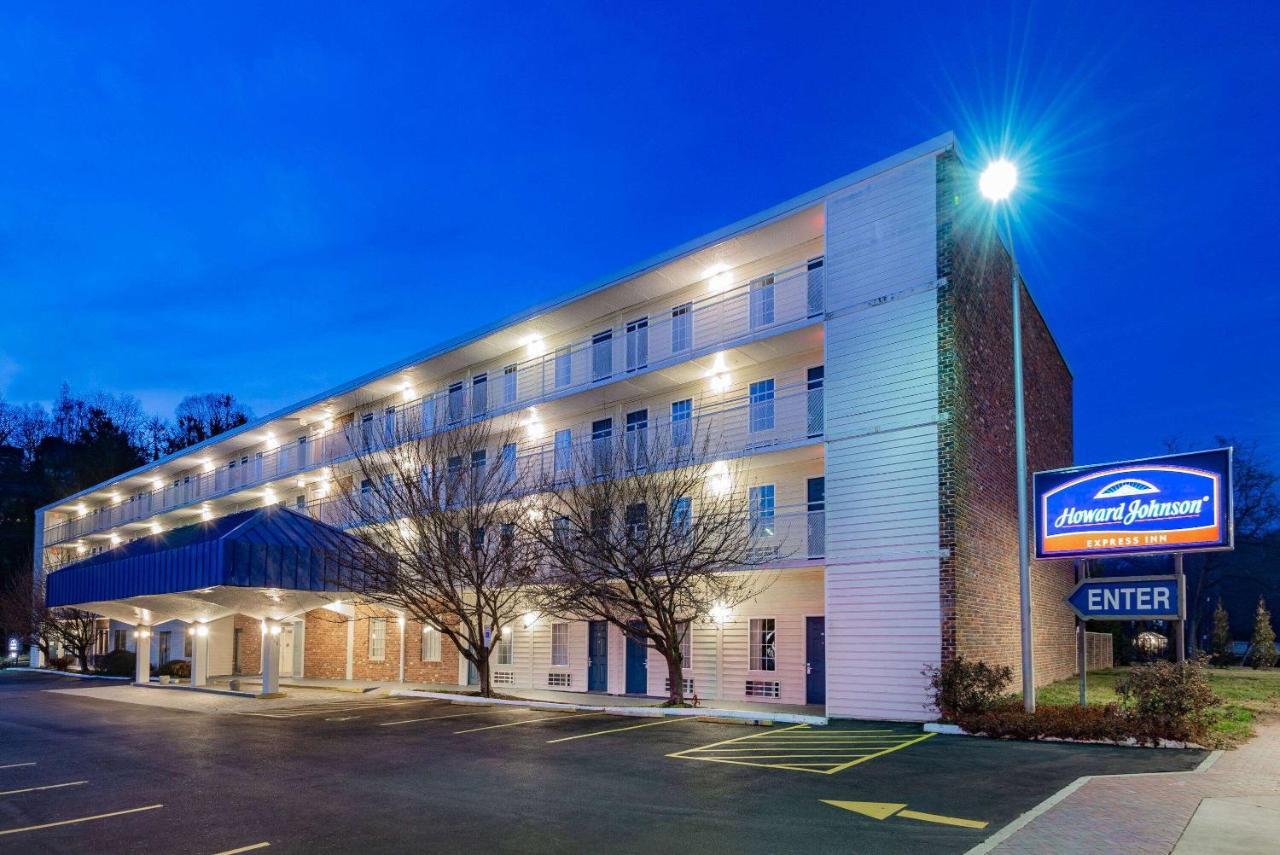 Howard Johnson By Wyndham Hotel Staunton