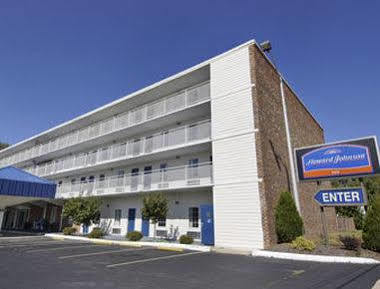 Howard Johnson By Wyndham Staunton